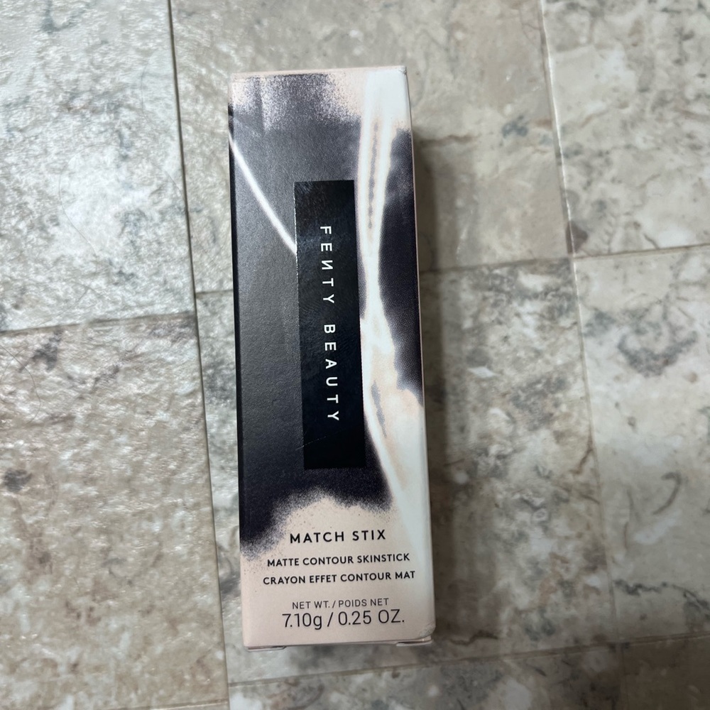 Gently Match Stix Contour Stick. Color: Soft Amber